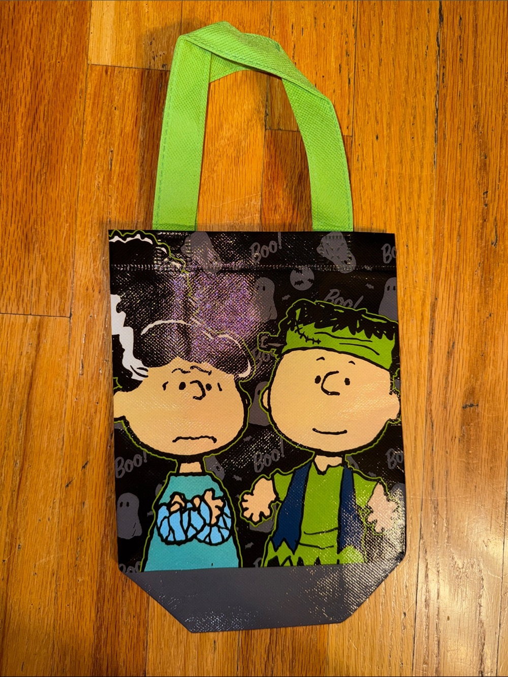 Peanuts Halloween Tote - Picture 2 of 3